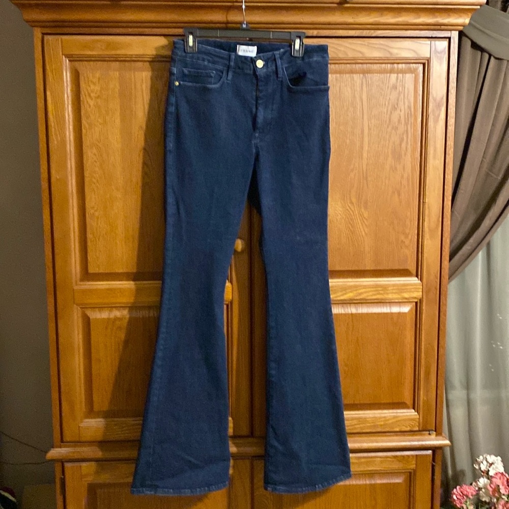 Frame Jeans. Excellent condition. Flare leg.